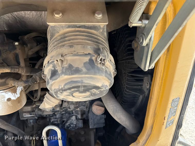 image for item DS4380 2016 John Deere 35G mini excavator