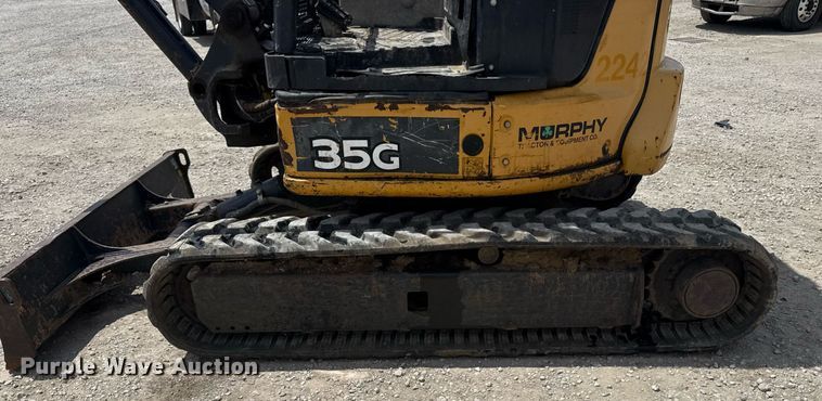 image for item DS4380 2016 John Deere 35G mini excavator