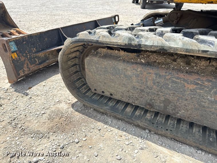 image for item DS4380 2016 John Deere 35G mini excavator