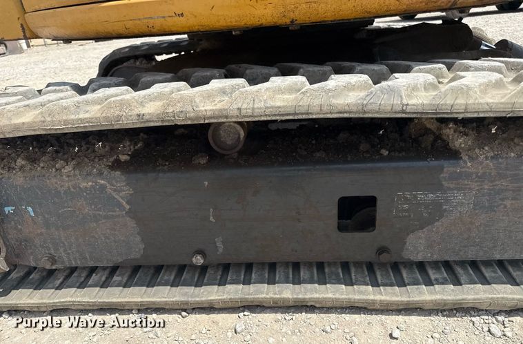 image for item DS4380 2016 John Deere 35G mini excavator