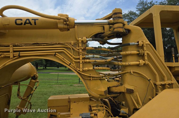 image for item DT4949 1977 Caterpillar 613B scraper
