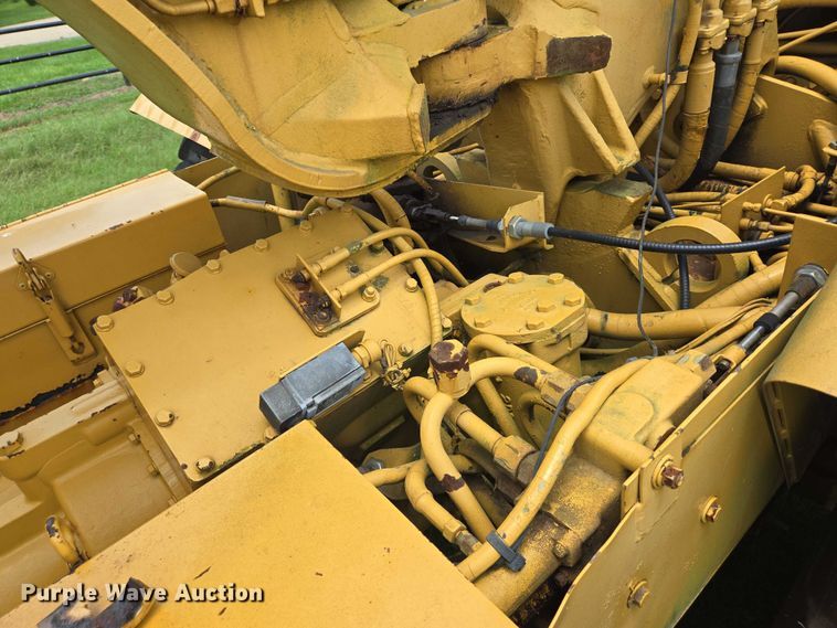 image for item DT4949 1977 Caterpillar 613B scraper