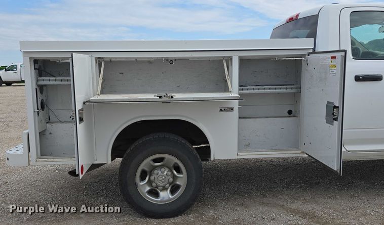 image for item DT6904 2010 Dodge Ram 2500 utility bed pickup truck