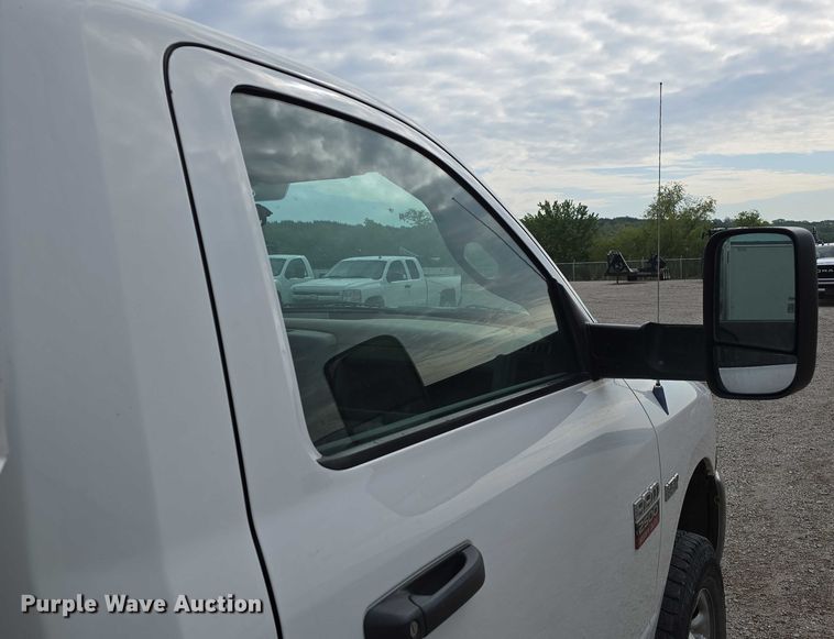 image for item DT6904 2010 Dodge Ram 2500 utility bed pickup truck