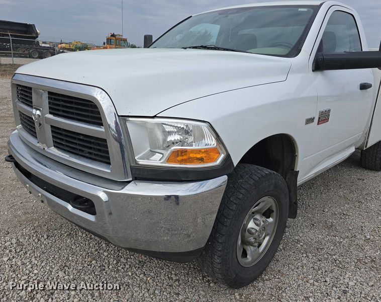 image for item DT6904 2010 Dodge Ram 2500 utility bed pickup truck