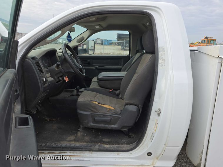 image for item DT6904 2010 Dodge Ram 2500 utility bed pickup truck