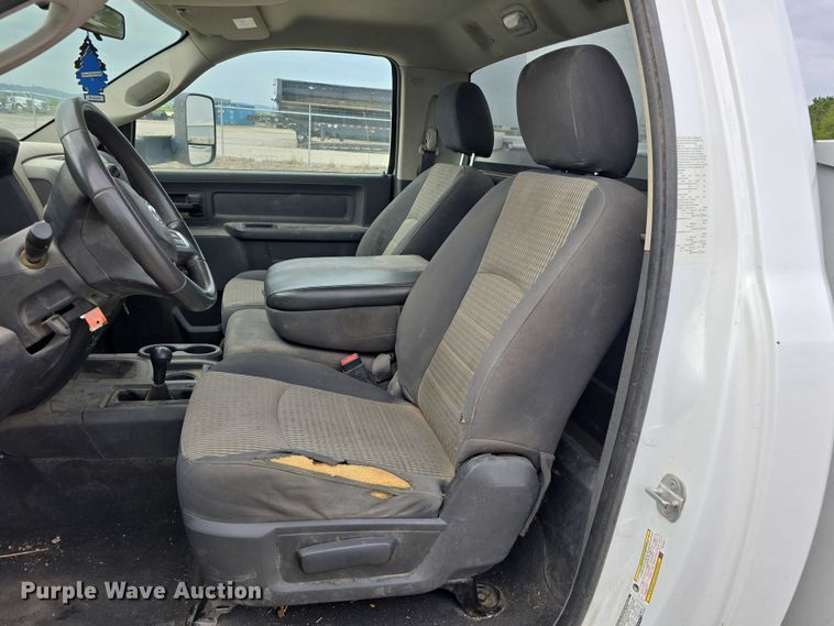 image for item DT6904 2010 Dodge Ram 2500 utility bed pickup truck