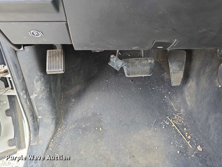 image for item DT6904 2010 Dodge Ram 2500 utility bed pickup truck