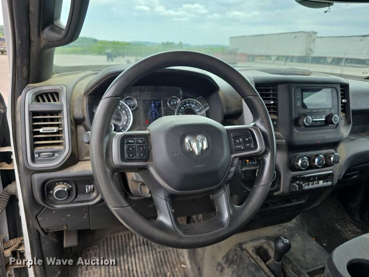 image for item DT6906 2021 Dodge Ram 3500  utility bed pickup truck