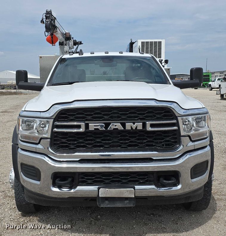 image for item DT6908 2021 Dodge Ram 5500 utility / service truck