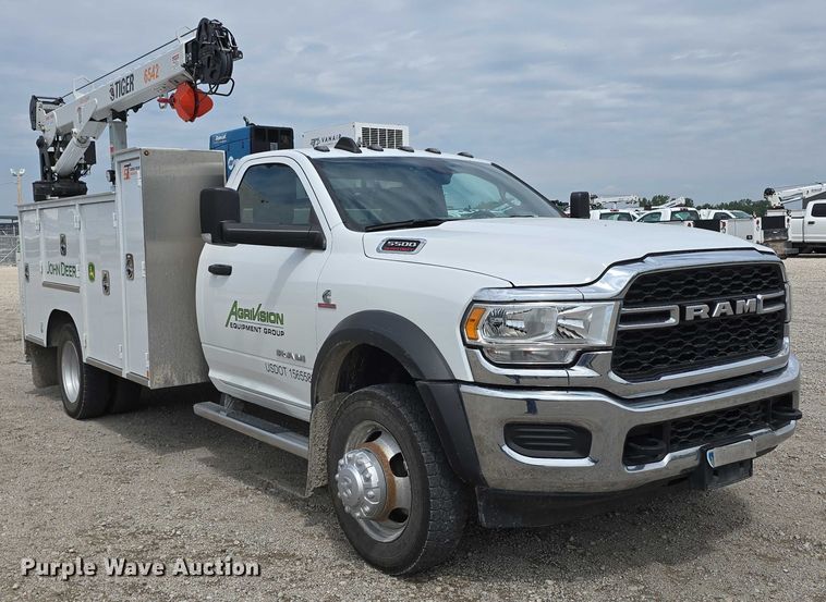 image for item DT6908 2021 Dodge Ram 5500 utility / service truck