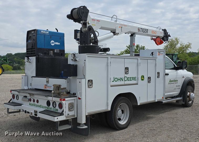 image for item DT6908 2021 Dodge Ram 5500 utility / service truck