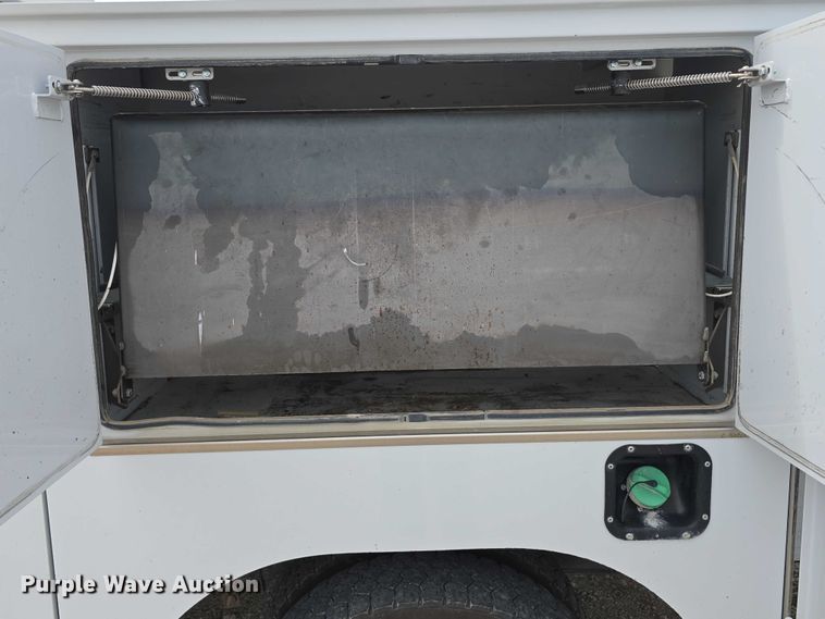 image for item DT6908 2021 Dodge Ram 5500 utility / service truck