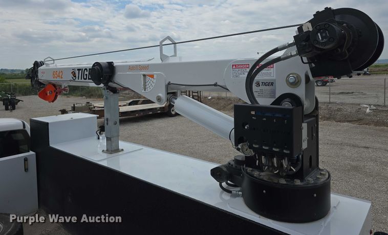 image for item DT6908 2021 Dodge Ram 5500 utility / service truck