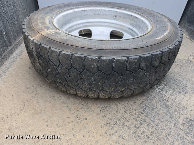 image for item DT6908 2021 Dodge Ram 5500 utility / service truck