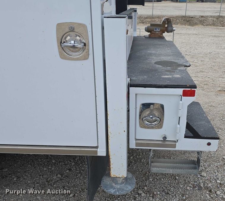 image for item DT6908 2021 Dodge Ram 5500 utility / service truck