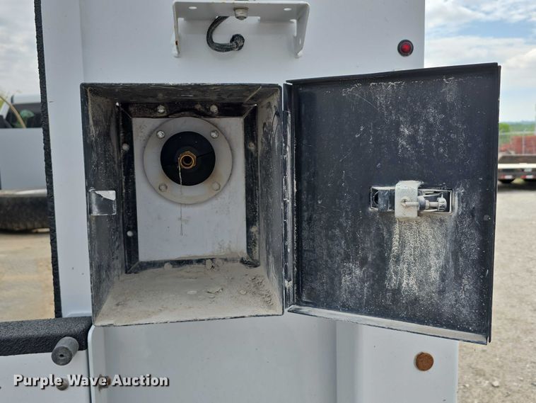 image for item DT6908 2021 Dodge Ram 5500 utility / service truck