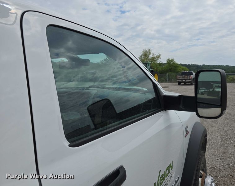 image for item DT6908 2021 Dodge Ram 5500 utility / service truck