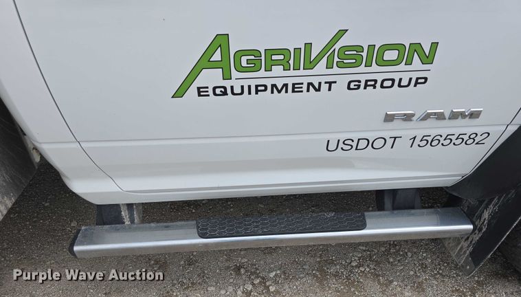 image for item DT6908 2021 Dodge Ram 5500 utility / service truck