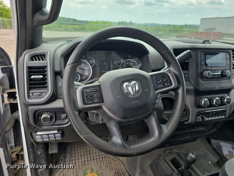 image for item DT6908 2021 Dodge Ram 5500 utility / service truck