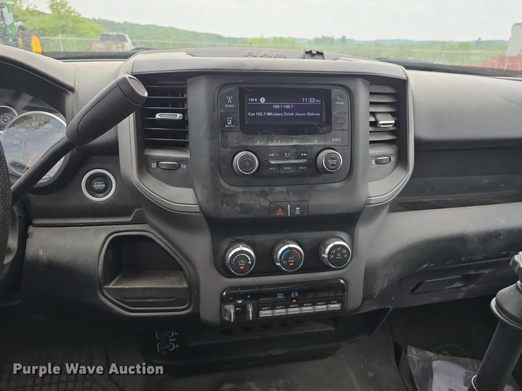 image for item DT6908 2021 Dodge Ram 5500 utility / service truck