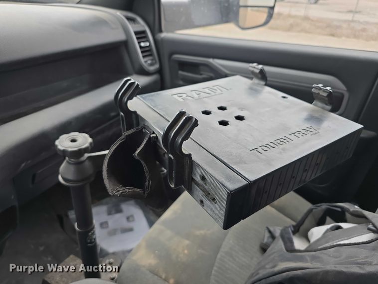 image for item DT6908 2021 Dodge Ram 5500 utility / service truck