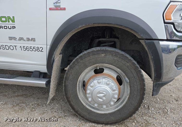 image for item DT6908 2021 Dodge Ram 5500 utility / service truck