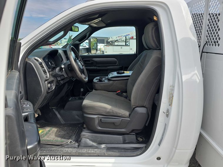 image for item DT6909 2021 Dodge  Ram 3500 utility bed pickup truck