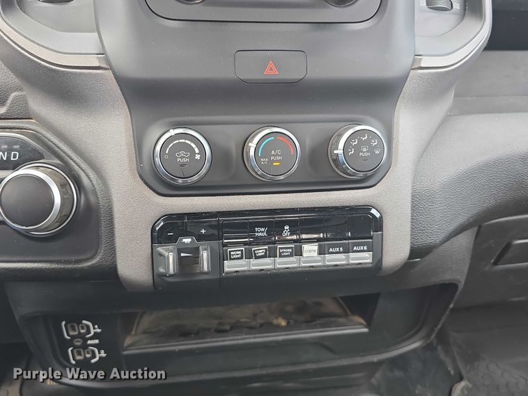 image for item DT6909 2021 Dodge  Ram 3500 utility bed pickup truck