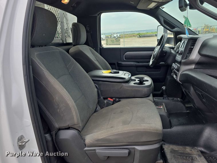 image for item DT6909 2021 Dodge  Ram 3500 utility bed pickup truck