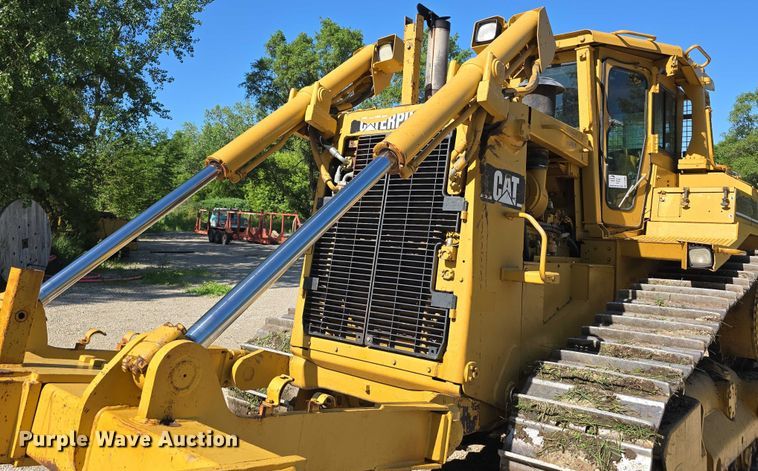 image for item DT6969 1994 Caterpillar D8N crawler tractor