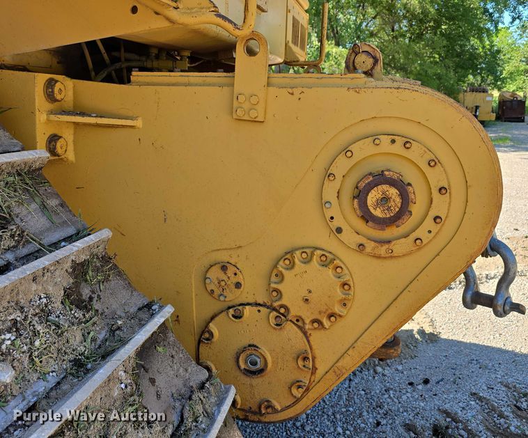 image for item DT6969 1994 Caterpillar D8N crawler tractor