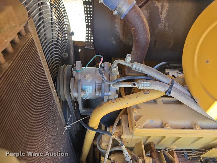 image for item DT6969 1994 Caterpillar D8N crawler tractor