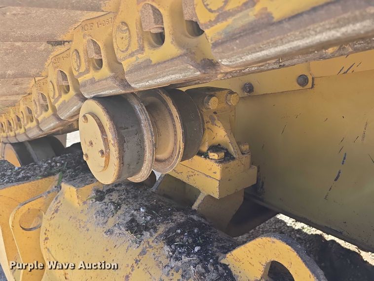 image for item DT6969 1994 Caterpillar D8N crawler tractor