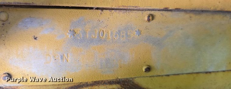 image for item DT6969 1994 Caterpillar D8N crawler tractor