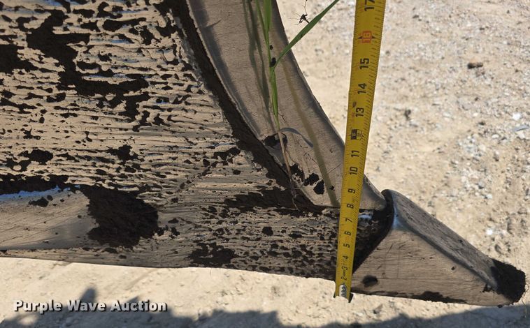 image for item DT6970 1990 Caterpillar D8N cable plow