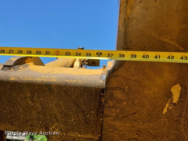 image for item DT6970 1990 Caterpillar D8N cable plow