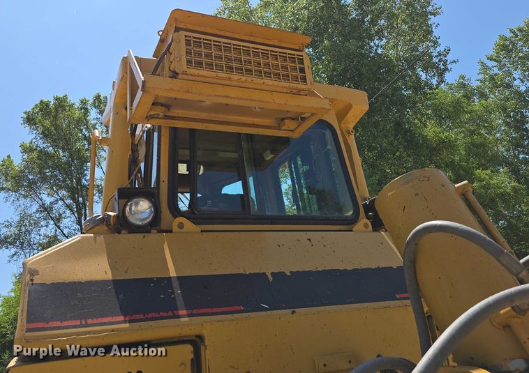 image for item DT6970 1990 Caterpillar D8N cable plow