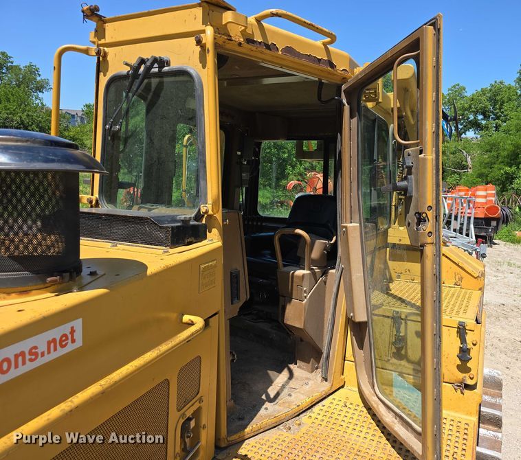 image for item DT6970 1990 Caterpillar D8N cable plow