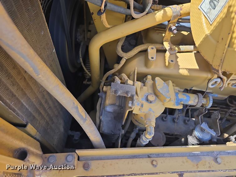 image for item DT6970 1990 Caterpillar D8N cable plow