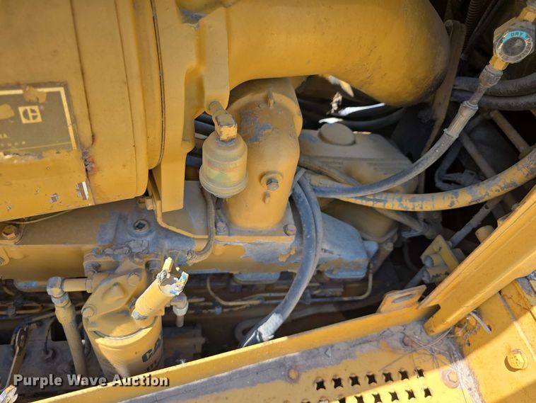 image for item DT6970 1990 Caterpillar D8N cable plow