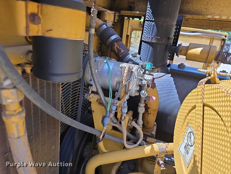 image for item DT6970 1990 Caterpillar D8N cable plow