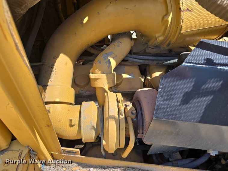 image for item DT6970 1990 Caterpillar D8N cable plow