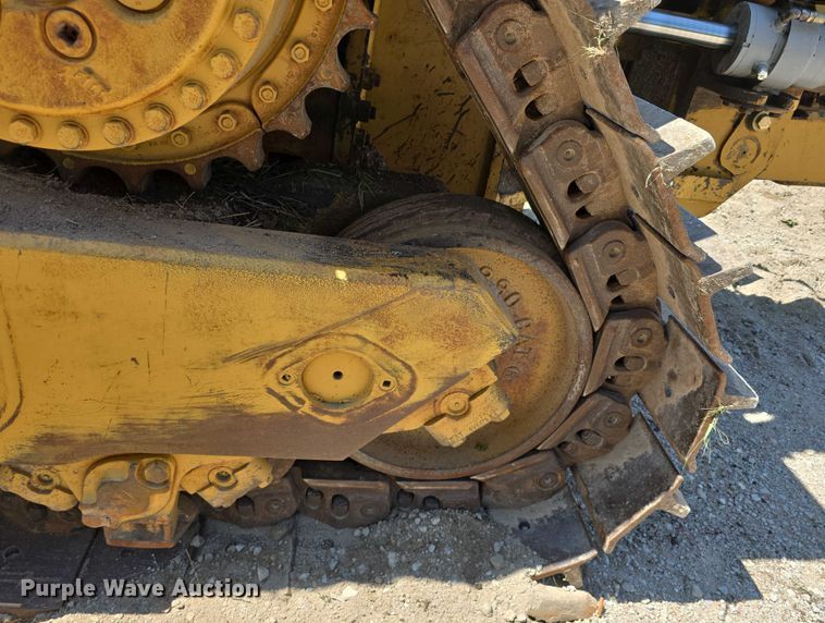 image for item DT6970 1990 Caterpillar D8N cable plow