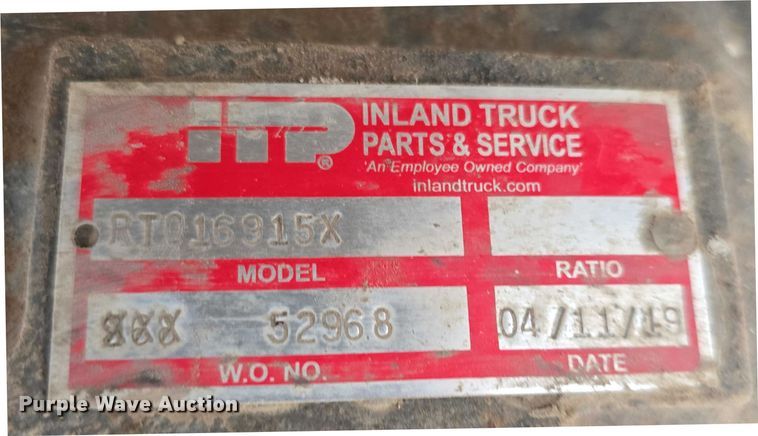 image for item DT6979 2008 Peterbilt 388 semi truck