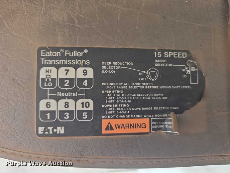 image for item DT6979 2008 Peterbilt 388 semi truck