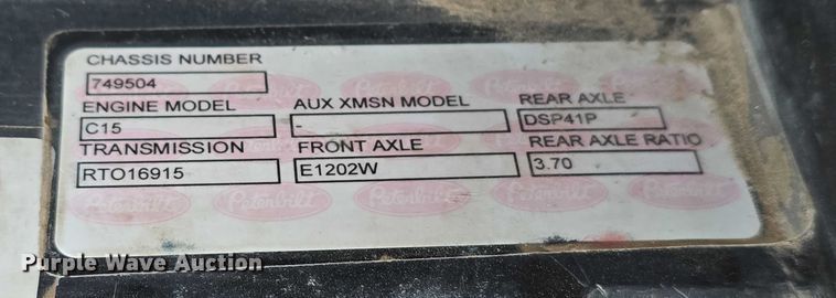 image for item DT6979 2008 Peterbilt 388 semi truck