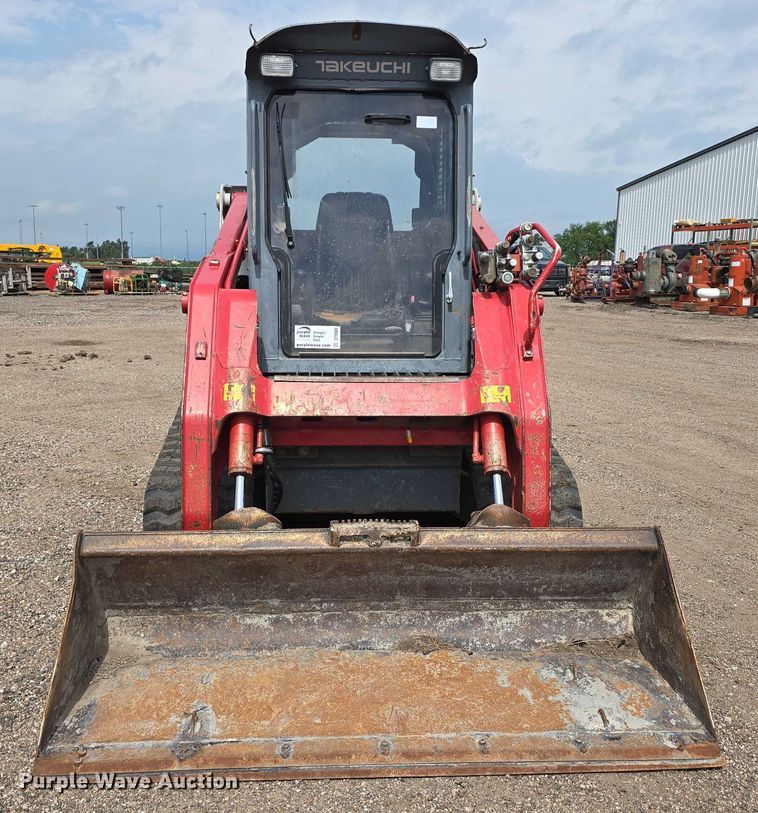 image for item DT6980 2013 Takeuchi TL12 tracked skid steer loader