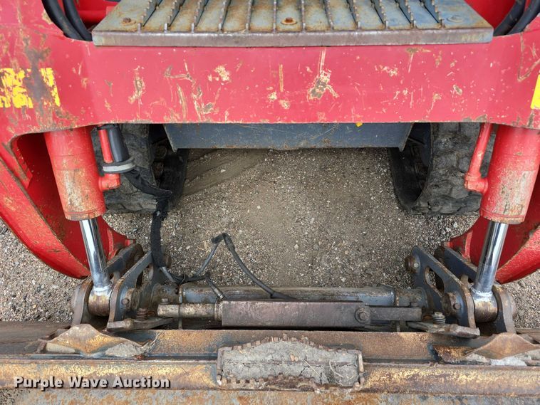 image for item DT6980 2013 Takeuchi TL12 tracked skid steer loader