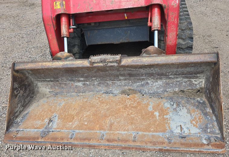 image for item DT6980 2013 Takeuchi TL12 tracked skid steer loader